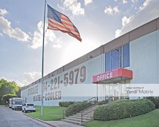 Photo 2 of Hello Self Storage - 6631 Larmanda, Dallas, TX