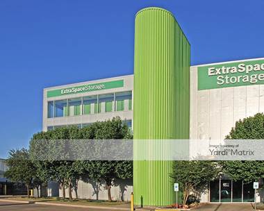 Storage Units for Rent available at 4114 North Central Expwy, Dallas, TX 75204