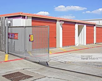 Photo 2 of Public Storage - 3540 Inwood Road, Dallas, TX