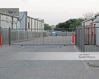Photo 2 of Public Storage - 10540 Walnut Street, Dallas, TX
