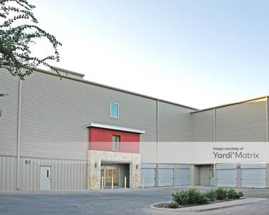 Storage Units for Rent available at 4721 Ross Avenue, Dallas, TX 75204