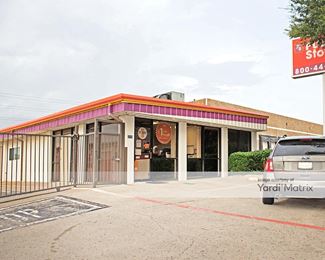 Photo 1 of Public Storage - 2715 Realty Drive, Carrollton, TX