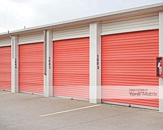 Photo 4 of Public Storage - 2715 Realty Drive, Carrollton, TX