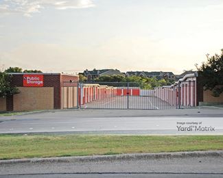 Photo 2 of Public Storage - 1501 Oates Drive, Mesquite, TX