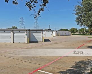 Photo 3 of Extra Space Storage - 6101 Wagner Way, Plano, TX