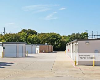 Photo 5 of Extra Space Storage - 6101 Wagner Way, Plano, TX