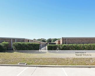 Photo 5 of Extra Space Storage - 8747 Stockard Drive, Frisco, TX