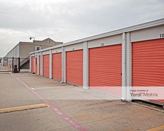Photo 4 of Self-Store at Coit - 613 Coit Road, Plano, TX