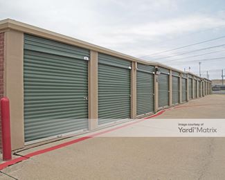 Photo 2 of Securlock Storage Centers - 4316 Main Street, The Colony, TX