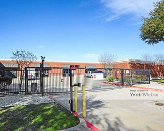Photo 3 of Advantage Storage - 1210 West McDermott Drive, Allen, TX