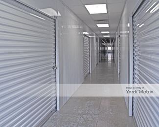 Photo 4 of Advantage Storage - 1210 West McDermott Drive, Allen, TX