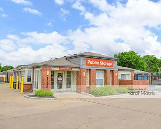 Photo 2 of Public Storage - 10210 North Lamar Blvd, Austin, TX