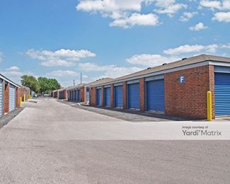 Photo 4 of Public Storage - 10210 North Lamar Blvd, Austin, TX