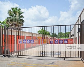 Photo 2 of Public Storage - 937 Reinli Street, Austin, TX
