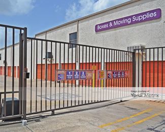 Photo 3 of Public Storage - 937 Reinli Street, Austin, TX