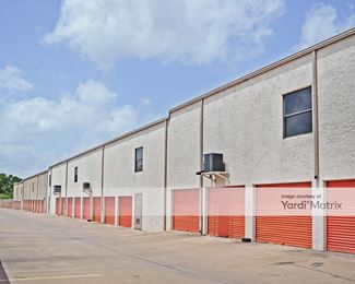 Photo 4 of Public Storage - 937 Reinli Street, Austin, TX