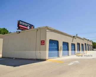 Photo 5 of Extra Space Storage - 11712 North Lamar Blvd, Austin, TX