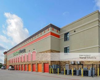 Photo 2 of Extra Space Storage - 2401 East Ben White Blvd, Austin, TX