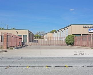 Photo 4 of Rufe Snow Depot Self Storage - 6707 Rufe Snow Drive, Watauga, TX