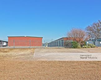 Photo 5 of SecurCare Self Storage - 1648 Ric Williamson Memorial Hwy, Weatherford, TX