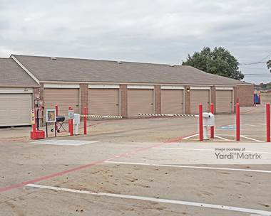 Storage Units for Rent available at 300 West Euless Blvd, Euless, TX 76040