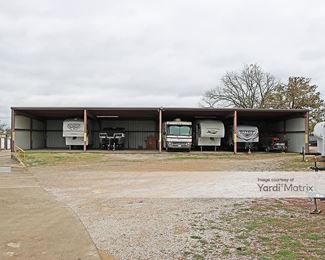 Photo 4 of Todd Self Storage - 731 West Debbie Lane, Mansfield, TX