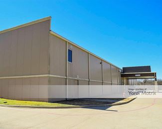 Photo 2 of Storage of Hudson Oaks - 3761 Fort Worth Hwy, Hudson Oaks, TX