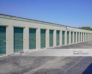 Photo 4 of CubeSmart Self Storage - 2932 West Division Street, Arlington, TX