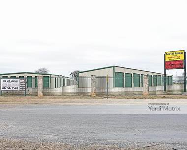 Storage Units for Rent available at 1000 Highland Road, Cleburne, TX 76033