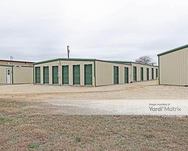Storage Units for Rent available at 1000 Highland Road, Cleburne, TX 76033