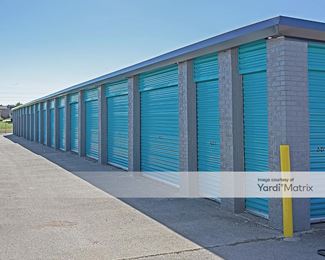 Photo 3 of Curio Storage - 6129 Vega Drive, Fort Worth, TX