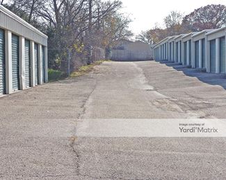 Photo 4 of Overflow Garage - 1211 Ranger Hwy, Weatherford, TX