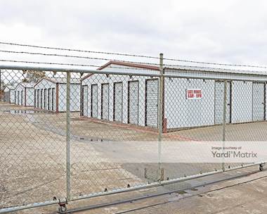 Storage Units for Rent available at 2027 Lone Star Road, Mansfield, TX 76063