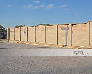Storage Units for Rent available at 6034 Lake Worth Blvd, Lake Worth, TX 76135