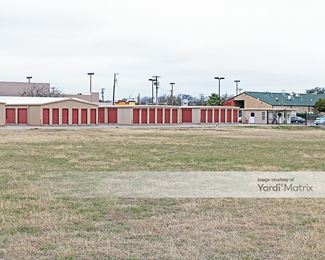 Photo 2 of Cornerstone Storage - 1627 West Henderson Street, Cleburne, TX