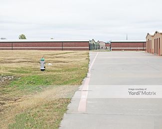 Photo 5 of Cornerstone Storage - 1627 West Henderson Street, Cleburne, TX