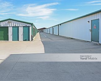 Photo 4 of 24-7 Storage - 9709 South Fwy, Fort Worth, TX