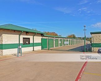 Photo 3 of Storage Depot - 6650 North Riverside Drive, Fort Worth, TX