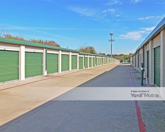 Photo 5 of Storage Depot - 6650 North Riverside Drive, Fort Worth, TX