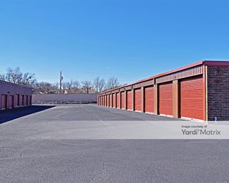 Photo 3 of ABC Storage - 2100 South Morgan Street, Granbury, TX