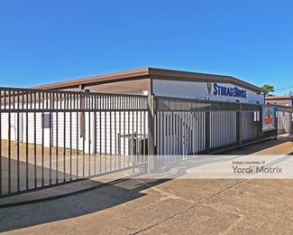 Photo 2 of Extra Space Storage - 401 North Scribner Street, Grapevine, TX
