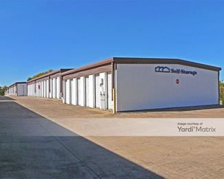 Photo 3 of Extra Space Storage - 401 North Scribner Street, Grapevine, TX