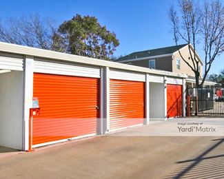 Photo 4 of Public Storage - 5600 Bryant Irvin Road, Fort Worth, TX
