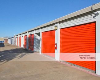 Photo 5 of Public Storage - 5600 Bryant Irvin Road, Fort Worth, TX