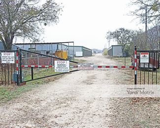 Photo 2 of Buddee-s Self-Storage - 7711 East FM 917, Alvarado, TX