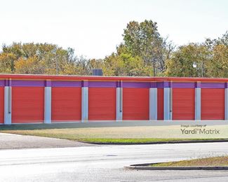 Photo 3 of Public Storage - 3150 East Pioneer Pkwy, Arlington, TX