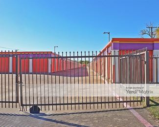 Photo 4 of Public Storage - 100 North Collins, Arlington, TX