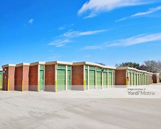 Photo 6 of Extra Space Storage - 7902 Denton Hwy, Watauga, TX