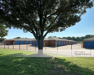 Photo 2 of Public Storage - 2600 South Hulen Street, Fort Worth, TX