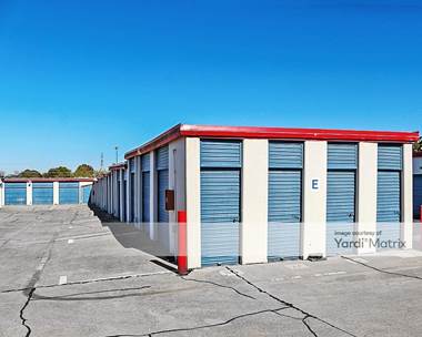 Storage Units for Rent available at 2020 West Pioneer Pkwy, Pantego, TX 76013